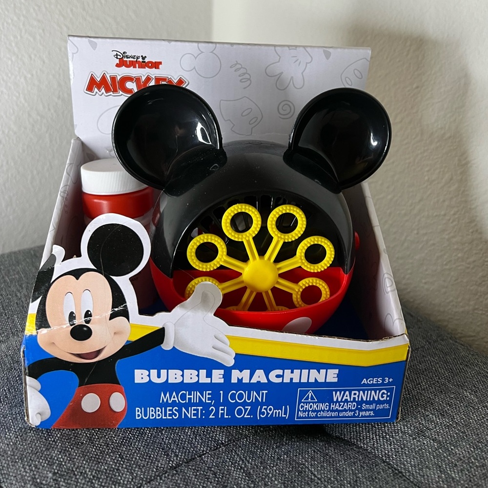 Disney Junior Mickey Mouse Bubble Machine with Bubbles Ages 3+ NEW